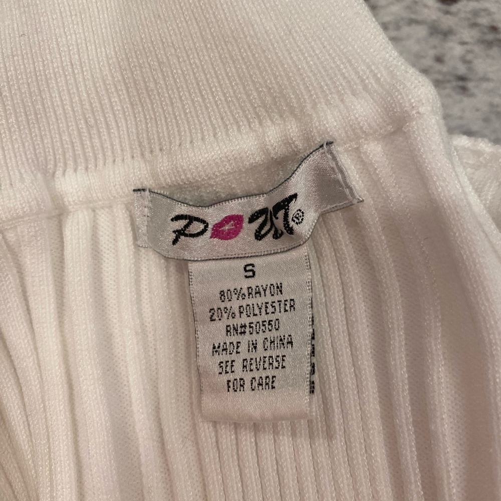 Pout Size Small White Kitted Sweater Turtleneck Short Sleeve Top View 3